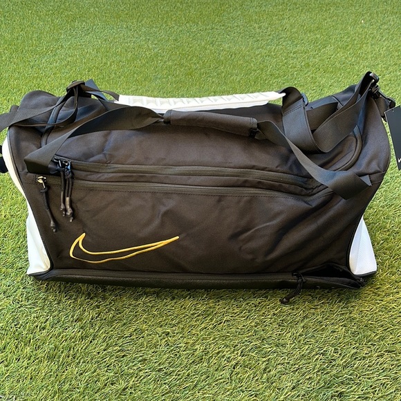 Nike Elite Basketball Duffel Bag - Picture 5 of 9